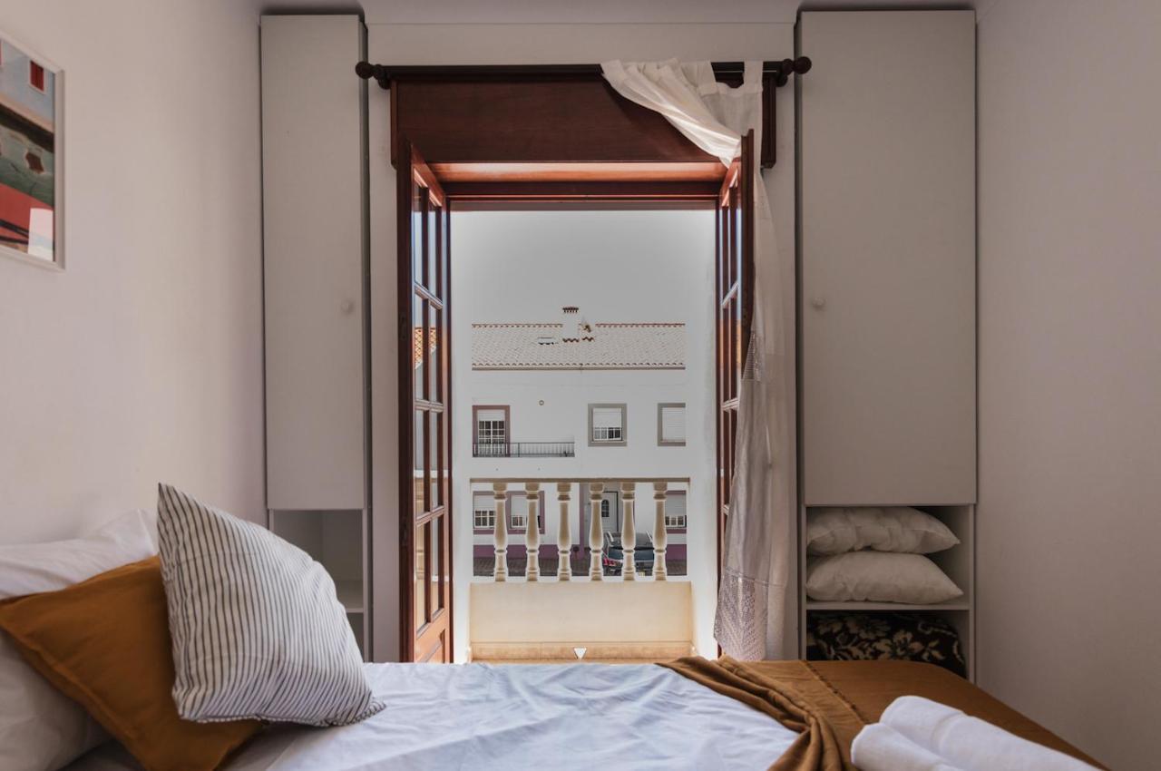 Zambujeira Do Mar 4-Bed House Perfect For Families & Friends Daire Dış mekan fotoğraf