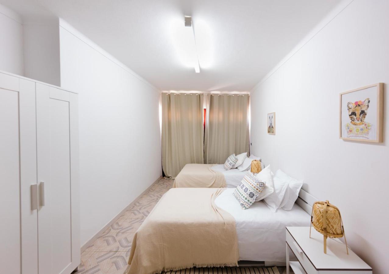 Zambujeira Do Mar 4-Bed House Perfect For Families & Friends Daire Dış mekan fotoğraf